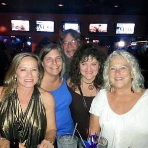 Meet your Posher, Joni